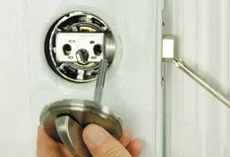 Amber Locksmith Store Minneapolis, MN 612-568-1067 - Lock-replace